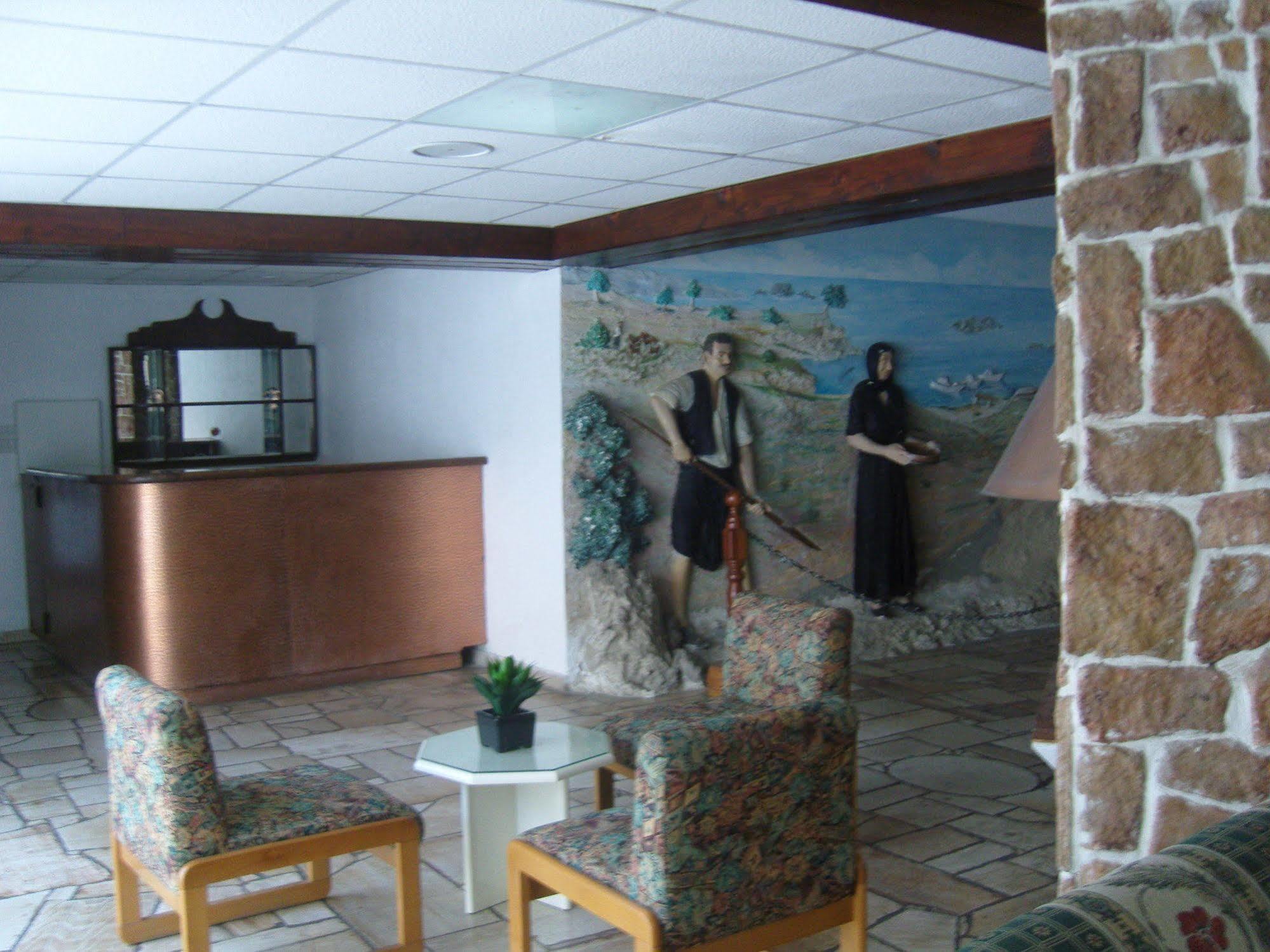 ลาร์โค โฮเต็ล Hotel ลาร์นาคา ภายนอก รูปภาพ