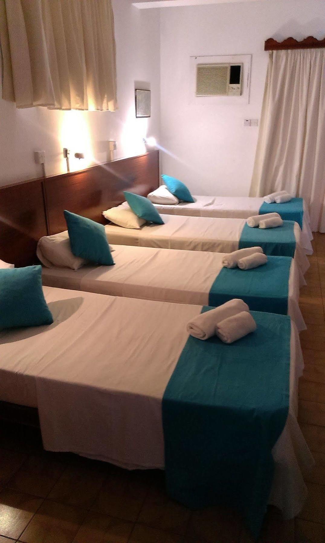 ลาร์โค โฮเต็ล Hotel ลาร์นาคา ภายนอก รูปภาพ